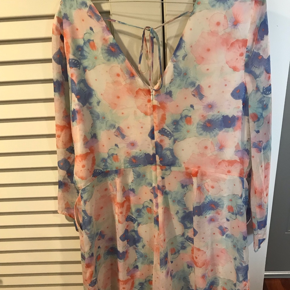 Watercolor pattern romper - Picture 2 of 7